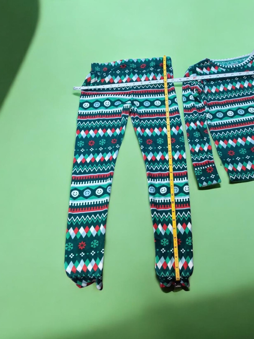 Kids Green Holiday Patterned Leggings